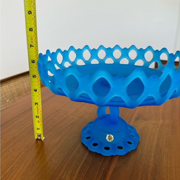 Westmoreland - Vintage Frosted Blue Doric Open Lace Compote Pedestal Candy Dish - Picture 4 of 5